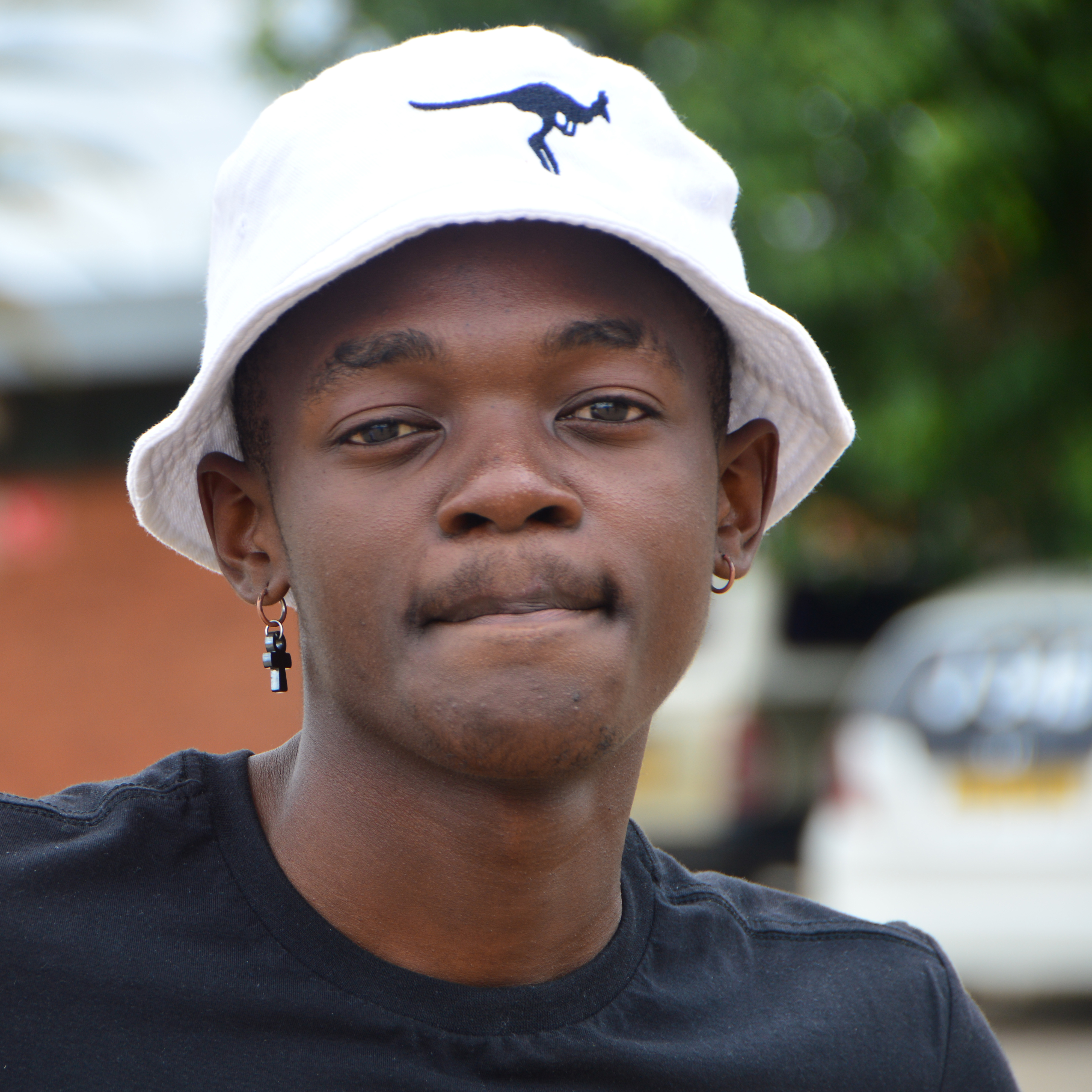 Aron Nangombe